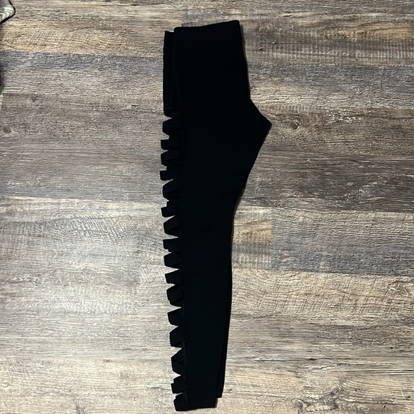 Express Sexy Cut Out Black Leggings Size Small - Picture 2 of 8